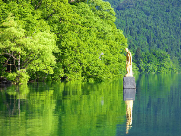 田泽湖 Tohoku X Tokyo Japan