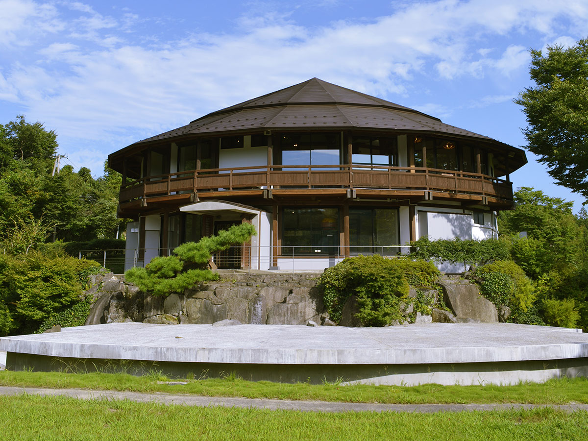 Yajiro Kokeshi Village_4